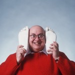 I can't hear you, I've got a foot in my ear!